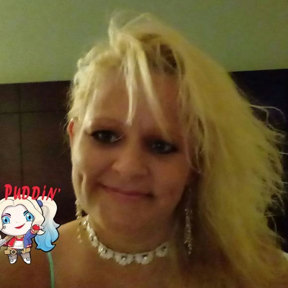 Meet your Posher, Tina - Picture 1 of 1